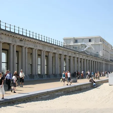 Apartment In With Sea Views Ostend