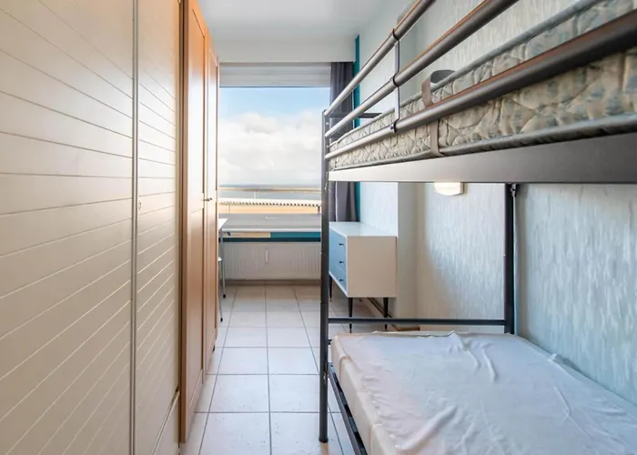 Apartment In With Sea Views