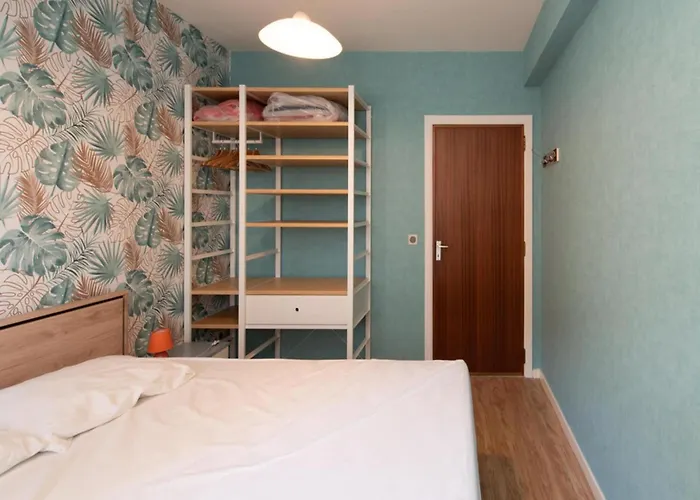 In With Sea Views Apartment *